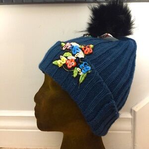New blue green knit winter toque